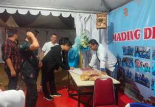 Ketua DPD KNPI Pelalawan Abdul Nasib Ikut Jaga Stand, Berpartisipasi Pada Helat Pelalawan 2022