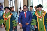 Wisuda Perdana IKTN Torehkan Sejarah, Hadirkan Ustadz Abdul Somad