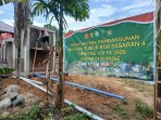 Upgrade MCK TMMD Ke-129 Capai 50 Persen, Pemasangan Kusen dan Plester Dinding Terus Dikebut