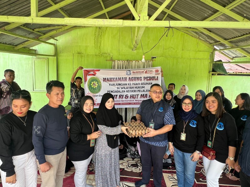 Peduli dan Berbagi, PN Pelalawan Sambut HUT MA ke-80 di Panti Asuhan Tahfizd Al-Qur’an