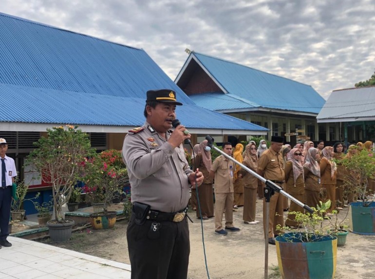 Jadi Pembina Upacara, Ini Yang di Sampaikan Kanit Binmas Polsek Pangkalan Kuras