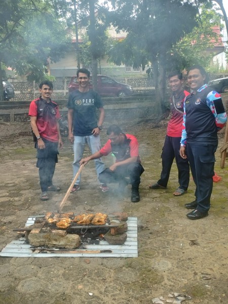 Beberapa Anggota Damkar Kabupaten Pelalawan Adakan Syukuran Atas Pelantikan Sebagai PPPK Paruh Waktu