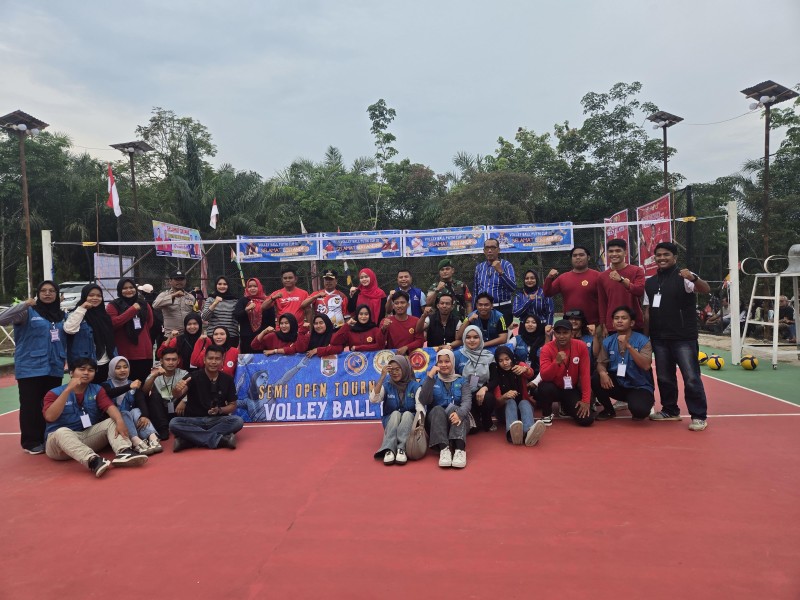 32 Tim Siap Bersaing, Anggota DPRD Provinsi Riau Buka Turnamen Voli Putri Cup III IPKPB 2025