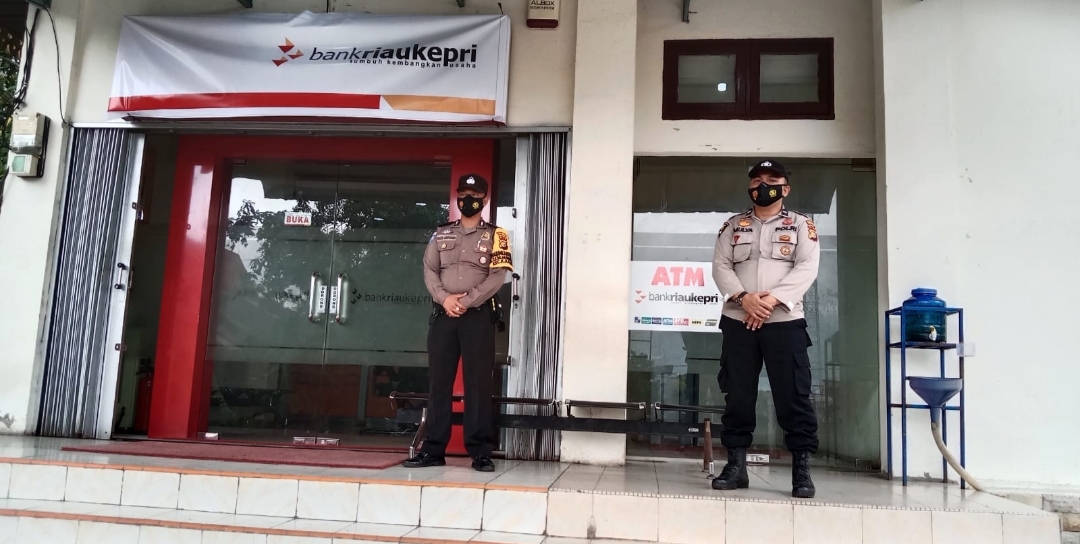 Pastikan Aman dari Aksi Kejahatan, Polsek Kuala Kampar Gelar KRYD di Perbankan