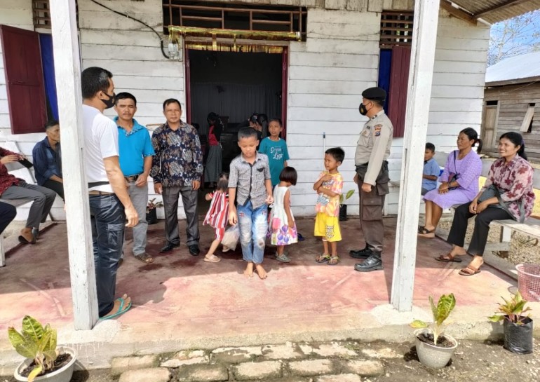 Sampaikan Pesan Ini, Polsek Teluk Meranti Patroli di Gereja