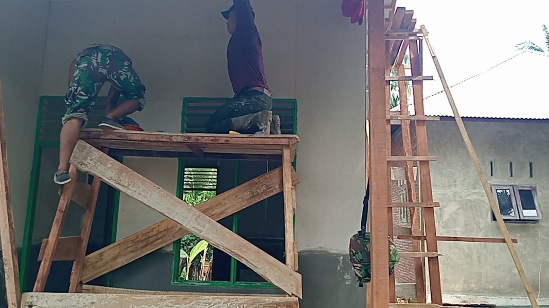 Tak Sekadar Membangun Rumah, Satgas TMMD Ke-129 Kodim 0102/Pidie Wujudkan Harapan Baru bagi Rabumah Amin