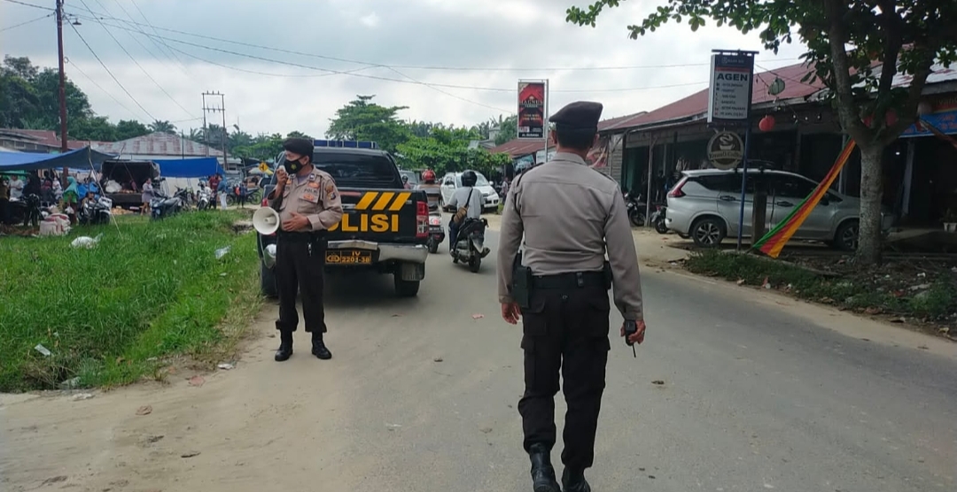 Ajak Masyarakat Vaksinasi dan Prokes, Polsek Pangkalan Kuras Gelar Penling