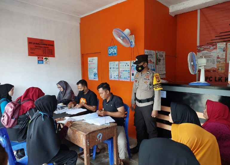 Berlangsung di Kantor Pos, Polsek Kuala Kampar Kawal Pelayanan Vaksinasi