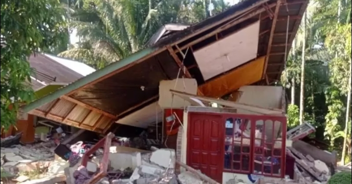 Gempa di Pasaman dan Pasaman Barat, 6 meninggal termasuk 2 anak-anak, 20 luka-luka