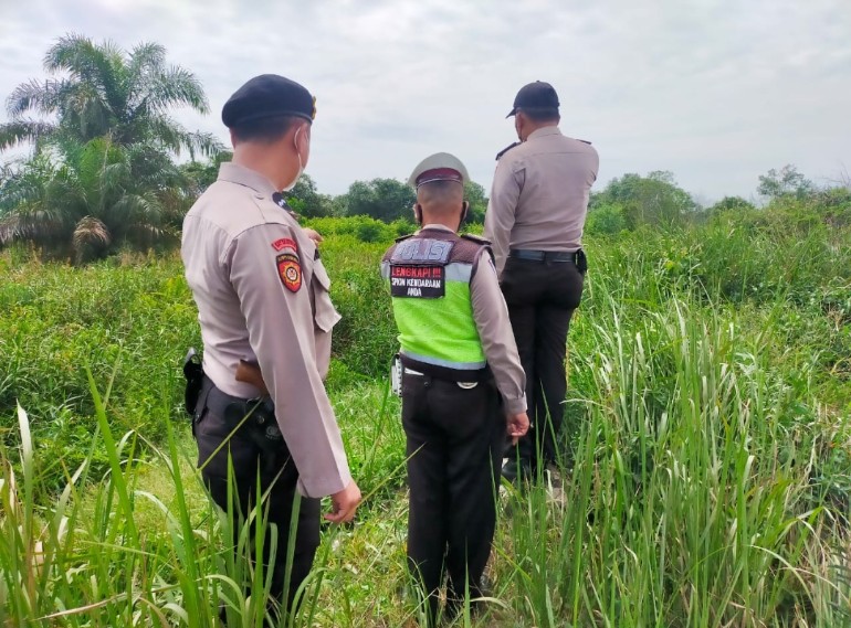 Upaya Pencegahan Karhutla, Polsek Pangkalan Kerinci Patroli di Lokasi Ini