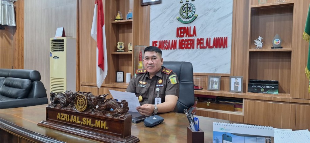 Kejari Pelalawan Sampaikan Perkembangan Penyidikan Dugaan Tipikor Penyimpangan Penyaluran Pupuk Subsidi Tahun 2019-2022