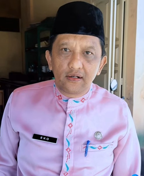 Tuai Kritikan Dari Masyarakat:Eko Novitra tanggapi isyu Pungutan Dan Kelalaian Pekerja DLH Dalam Pelayanan.