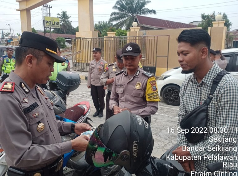 Polri Yang Presisi, Kapolsek Bandar Sei Kijang Pimpin Giat  Gaktiplin