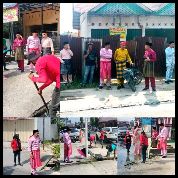 Kepala DLH Pelalawan Bersama Dinas Terkait Tinjau Ke Lokasi Banjir,Eko Novitra:Kami Sedang Mencari Solusi Yang Terbaik Untuk Masyarakat.