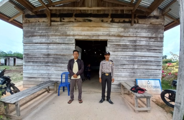 Cipta Kondisi, Pengamanan Tempat Ibadah Gereja Kembali di Lakukan Polsek Teluk Meranti